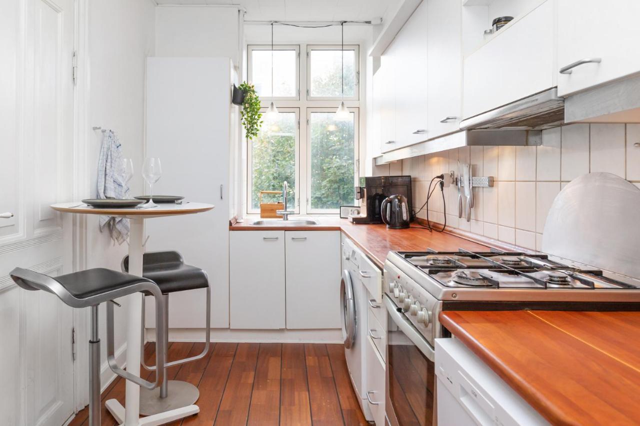 5 Min Fra Banegarden - Plads Til 4-Personer Apartment Aalborg Exterior foto